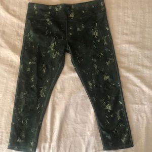 Workout capri leggings